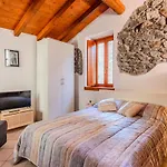Stone House By Interhome Джера-Ларио