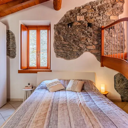 Prázdninový dům Stone House By Interhome Gera Lario